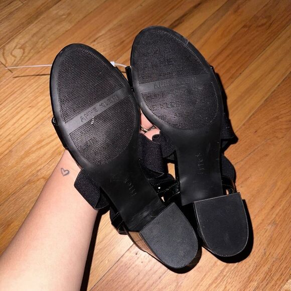 Anne Klein | Ressa - Picture 7 of 8